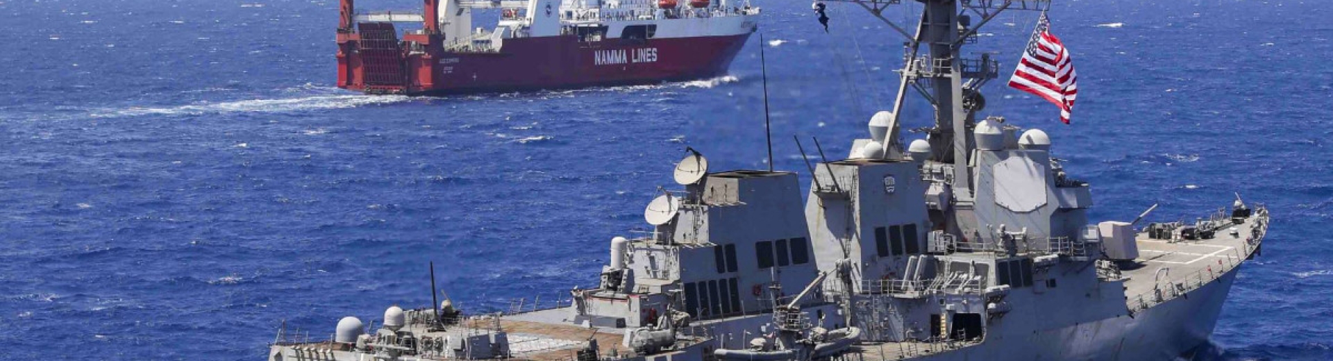 Red-Sea-shipping--air