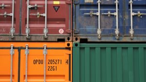 Read more about the article 3 Benefits of Using a Local Freight Forwarder for International Shipments