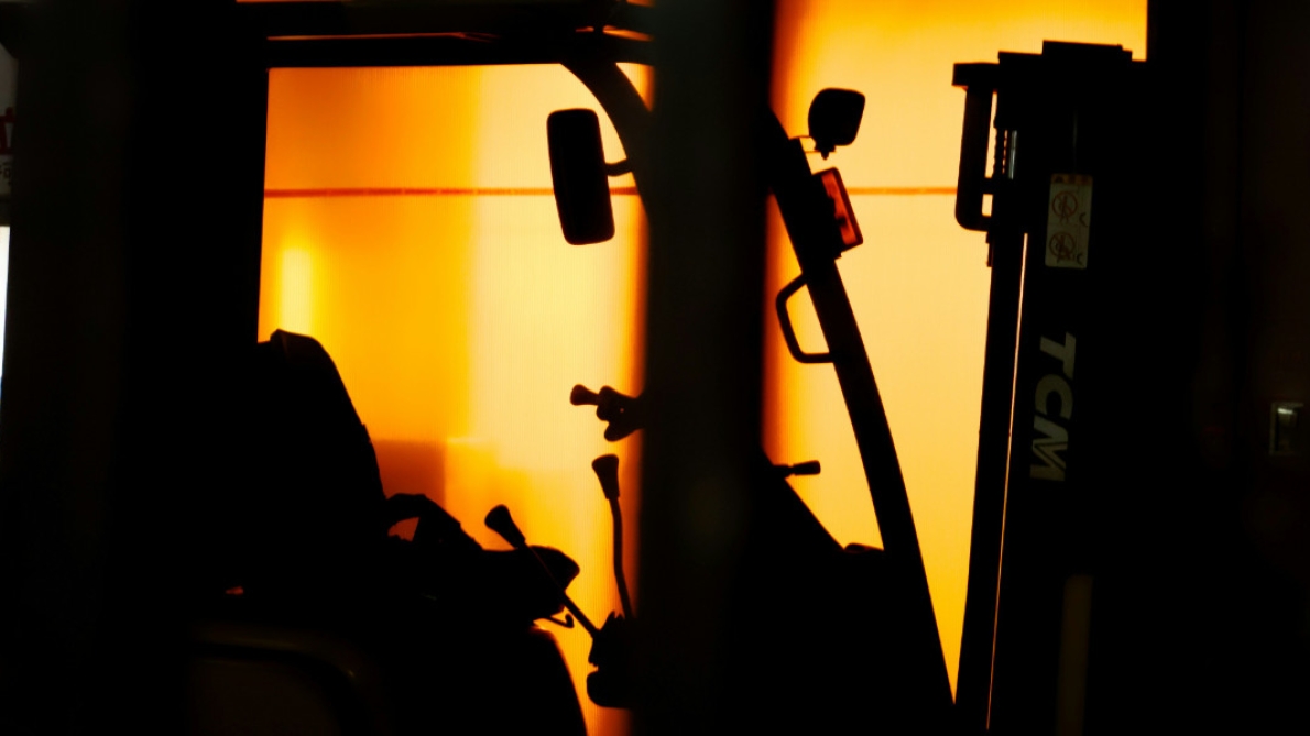 You are currently viewing Understanding Outsourcing in Logistics: A Strategic Perspective