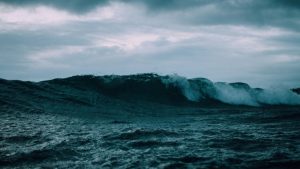 Read more about the article Maersk Issues Warning on Shipping Delays Due to Extreme Weather